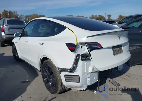 2022 Tesla Model Y Performance Dual Motor All-Wheel Drive from USA, damaged, VIN 7SAYGDEF1NF459603